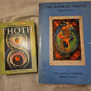 Large size Thoth tarot deck, Aleister Crowley, includes The Book of Thoth